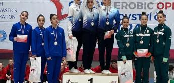 Une médaille d'or pour notre élève Katia Spatha qui s'est illustrée dans le championnat Tchèque d'aérobic !